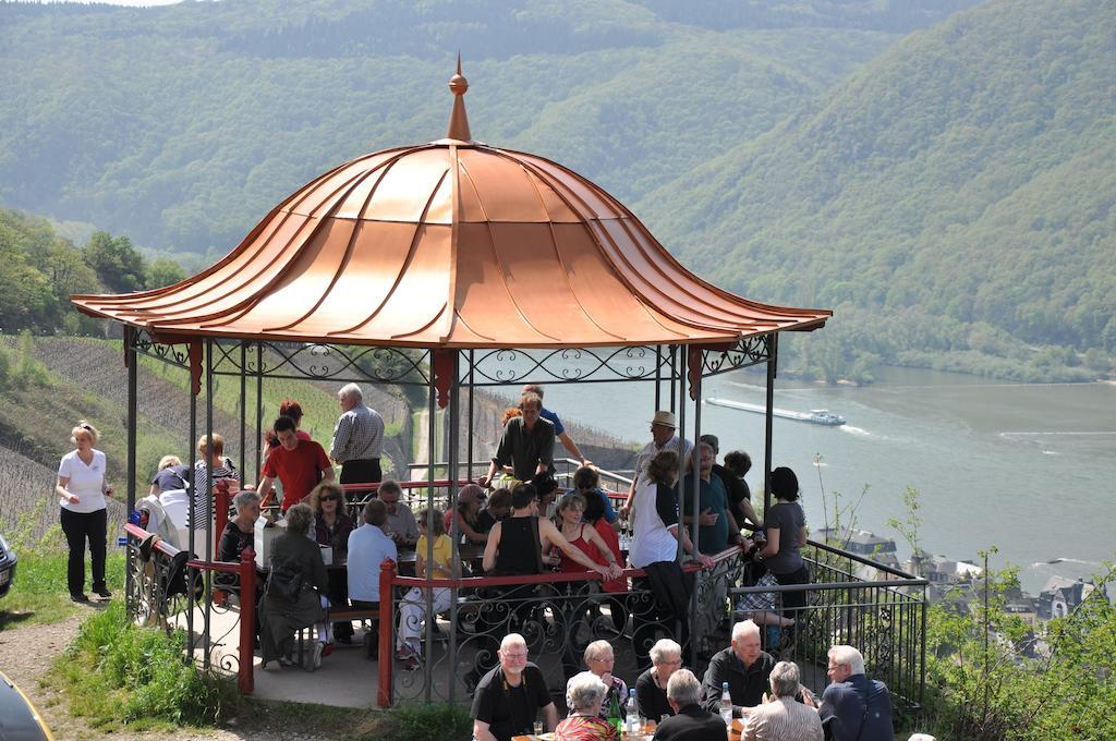 Hotel Gasthof Schuster Und Gaestehaus 吕德斯海姆 外观 照片